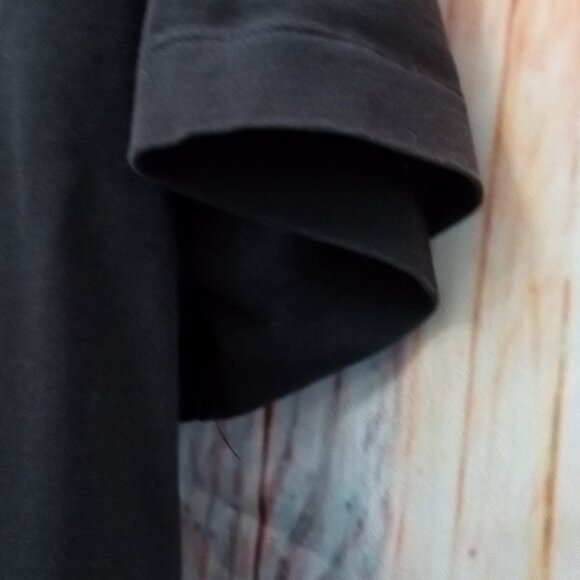 Burberry London, England Cotton V-Neck Black T-Shirt Women's Size Large - Picture 4 of 11